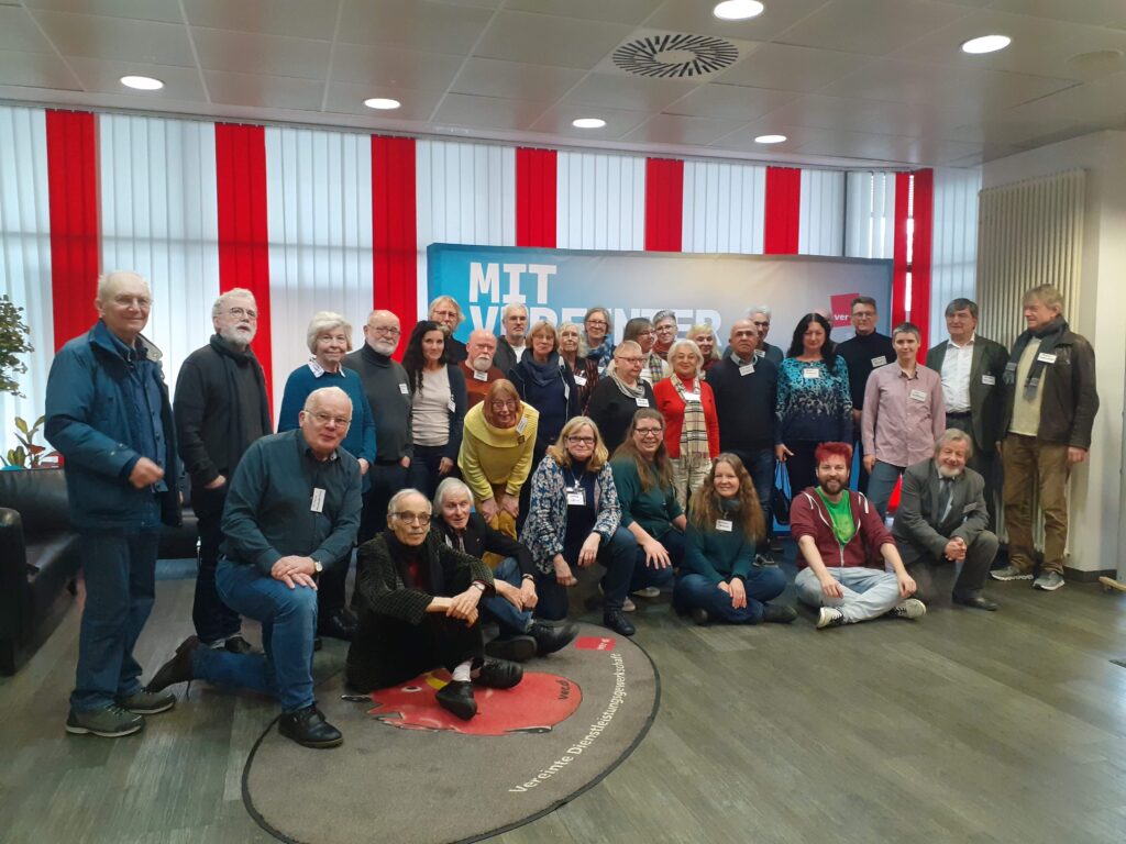 Gruppenfoto Mitgliederversammlung 2024 in Düsseldorf